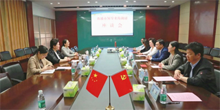 【南通】市人大常委会副主任、市总工会主席葛玉琴调研工会重点工作、慰问一线劳模先进