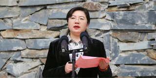 【扬州】市总工会举行“中国梦·劳动美——凝心铸魂跟党走 团结奋斗新征程”劳模工匠事迹图片展启动仪式
